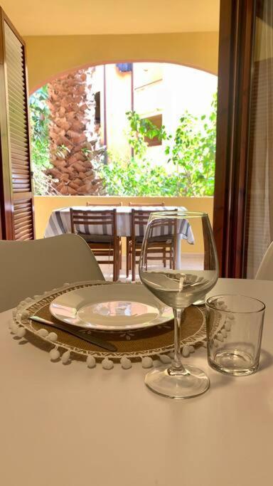 Nest House - Esclusivo Appartamento Marina Di Olbia- Mater Olbia - Beaches - Close To The Airport - Private Parking- Full Comforts - Εξωτερικό φωτογραφία