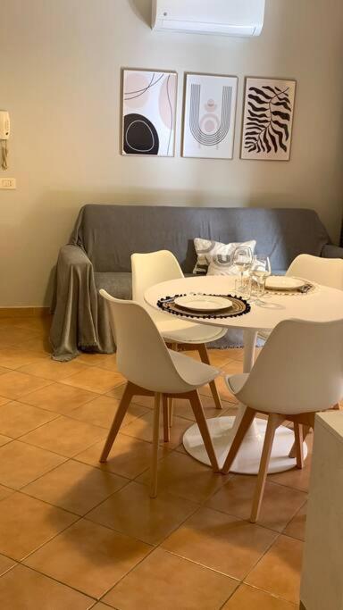 Nest House - Esclusivo Appartamento Marina Di Olbia- Mater Olbia - Beaches - Close To The Airport - Private Parking- Full Comforts - Εξωτερικό φωτογραφία