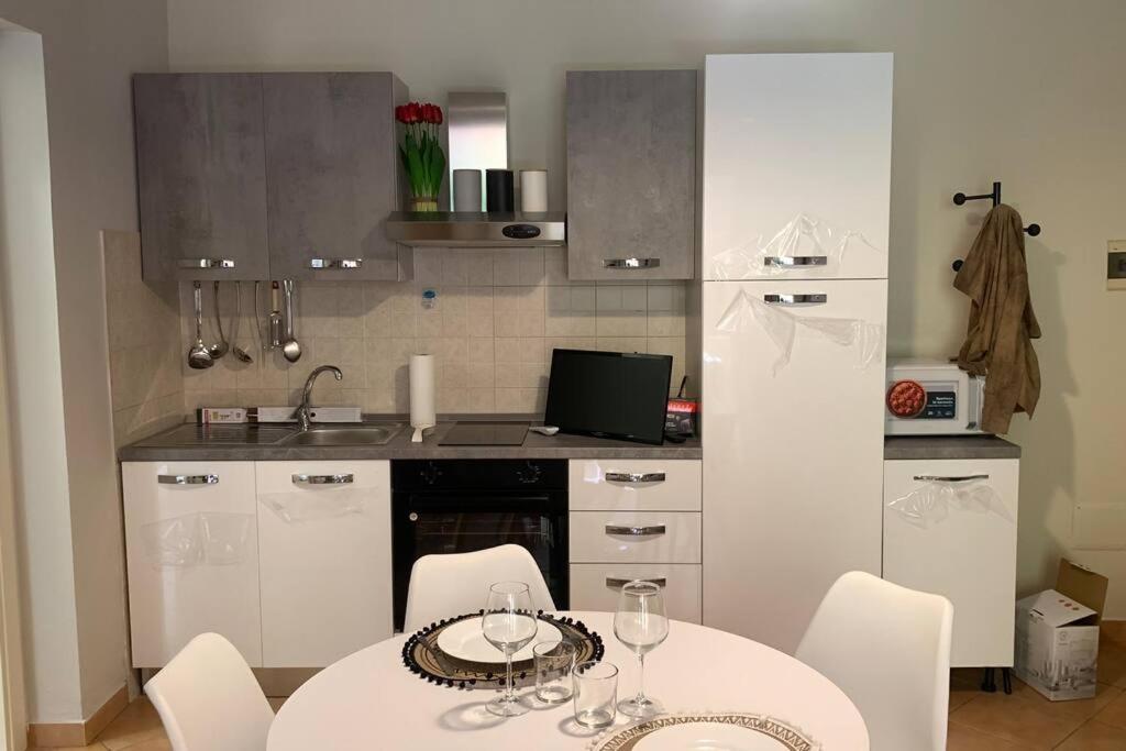 Nest House - Esclusivo Appartamento Marina Di Olbia- Mater Olbia - Beaches - Close To The Airport - Private Parking- Full Comforts - Εξωτερικό φωτογραφία